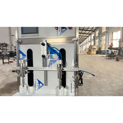 El plástico semi automático de Juice Filling Machine Linear Liquid embotella el agua mineral