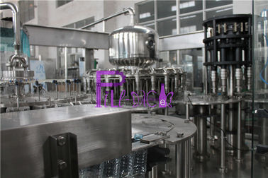 relleno en caliente Juice Machine For Glass Jars anaranjado de 0.4Mpa 8000BPH con la torsión de los casquillos