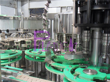 Máquina 3 industriales del llenador de la botella de copa de vino del arroz - adentro - 1 línea del relleno en caliente