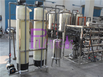 Pequeño tipo sistema del RO del agua de la fibra de vidrio para la cadena de producción del agua de botella