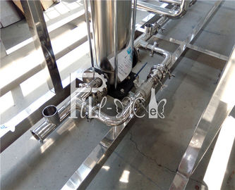Máquina del tratamiento del agua potable del RO de la ósmosis reversa de 250LPH Monoblock con el filtro de FRP