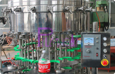La máquina de rellenar carbonatada de la bebida del acero inoxidable, CDS embotella la máquina que capsula automática