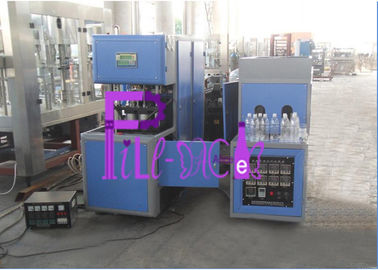 Máquina que sopla de la botella semi automática del jugo para producir las botellas a prueba de calor