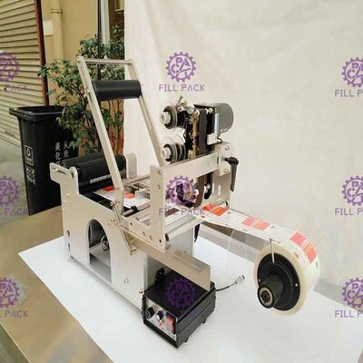 Rotulador semi automático redondo adhesivo de la botella de la máquina de etiquetado de la botella