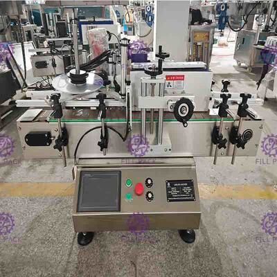 La sobremesa 3000BPH automatizó la etiqueta engomada adhesiva con la codificación caliente de la hoja