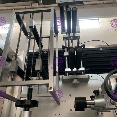 Tipo de alimentación doble automático máquina de etiquetado de la botella para la etiqueta 250BPM del ANIMAL DOMÉSTICO/PVC