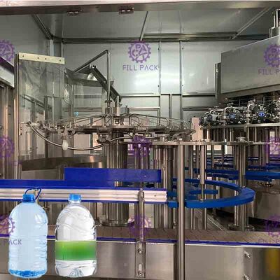 3 automáticos llenos en 1 planta de relleno del agua potable para la botella del ANIMAL DOMÉSTICO 4.5L/5L