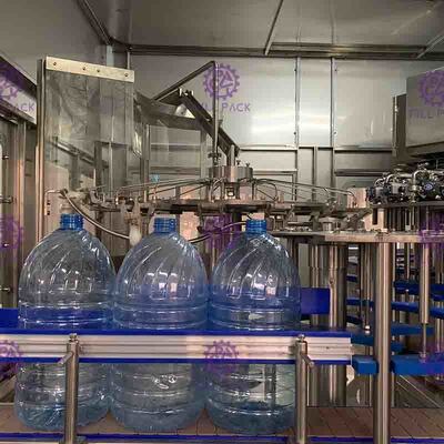 6 agua potable linear de las cabezas 600BPH que embotella la pantalla táctil de Mchine con la capsuladora