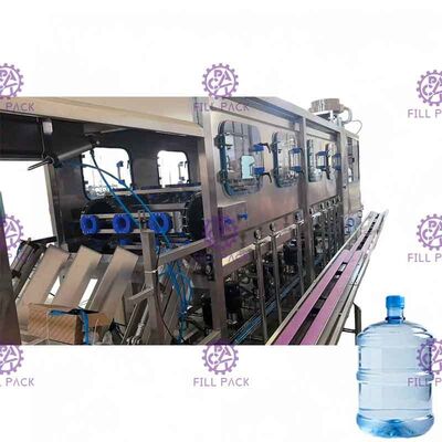 Casquillos grandes plásticos automáticos de la máquina de rellenar 450 BPH del agua de 5 galones