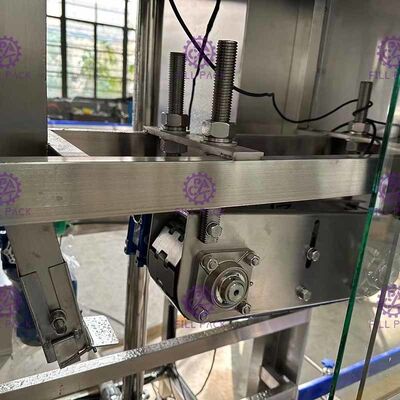 Llenador del agua del barril planta 450 BPH de la máquina de rellenar del agua de 5 galones para el agua de Minear
