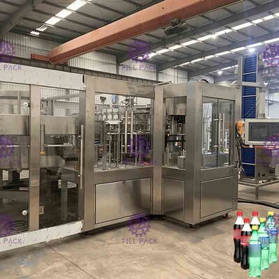 Bebida del ANIMAL DOMÉSTICO de la máquina de rellenar/agua carbónicas esterilizadas antiséptico Monoblock del gas