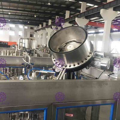 10000BPH 32 cabezas máquina de llenado de botellas para cubierta de corona tipo combinado