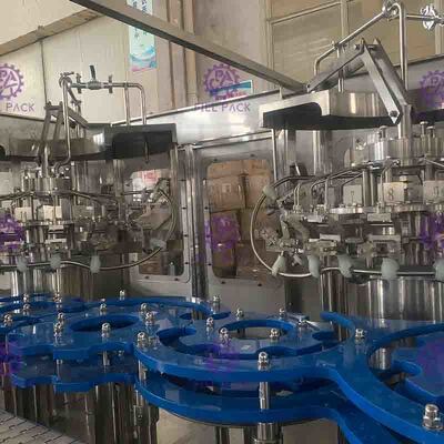 Monoblock 3 en 1 pantalla táctil del control y del PLC de la máquina del llenador de la botella de agua