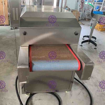 Túnel ULTRAVIOLETA del esterilizador del desinfectante de 1.5KW 15A 300nm con incluso corriente