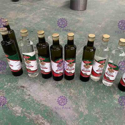 Máquina de embotellado minúscula automática del ANIMAL DOMÉSTICO de la presión negativa para la salsa de soja