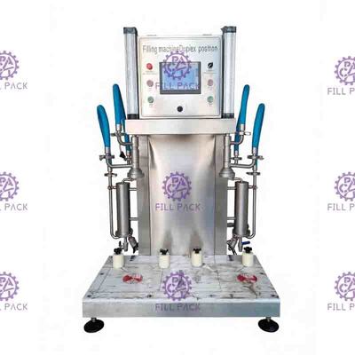 Línea de cabezas plástica semi automática de la botella de cristal 2 de la máquina de rellenar de la cerveza llenador del dispositivo