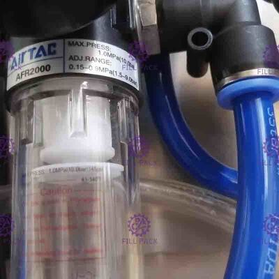Línea de cabezas plástica semi automática de la botella de cristal 2 de la máquina de rellenar de la cerveza llenador del dispositivo