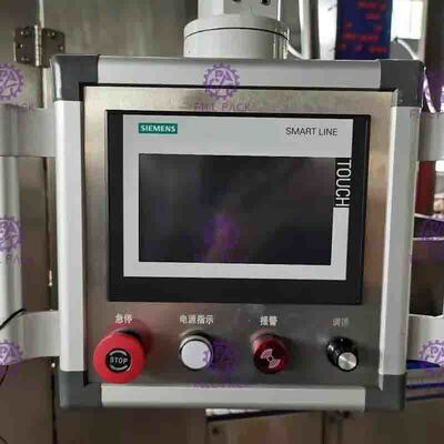 Tipo que capsula neumático máquina de rellenar del agua embotellada con la máquina de etiquetado adhesiva