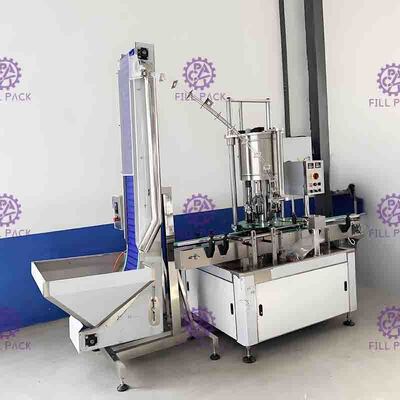 Lacre de la botella del tornillo del ANIMAL DOMÉSTICO de 4 cabezas/el capsular/máquina automáticos de la capsuladora