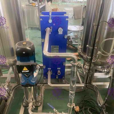 mezclador carbónico de la bebida de la cola del coque de los tanques 3000L tres para la línea de transformación del refresco