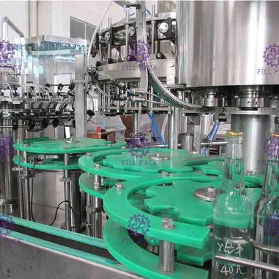 Vidrio plástico 3 del ANIMAL DOMÉSTICO del vino del jugo del agua carbónica en 1 máquina/equipo/planta/sistema monobloques de la producción de la botella