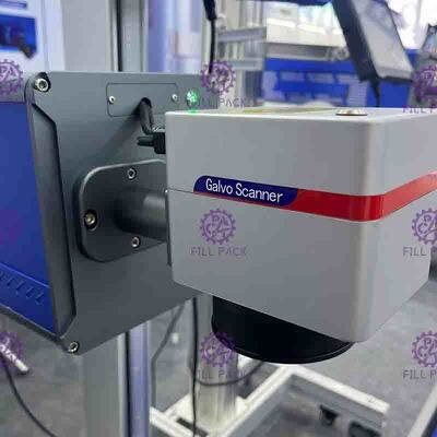Línea/planta/unidad de impresión de fecha láser refrigerada por aire de 1KW para botellas de bebida