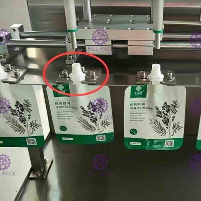 Semi automático levántese las bocas Juice Milk de la mesa 10 de la máquina de rellenar del agua de la bolsa
