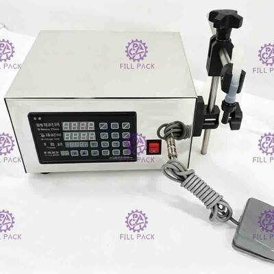 Cabeza de relleno 130BPH del equipo del líquido del control numérico sola