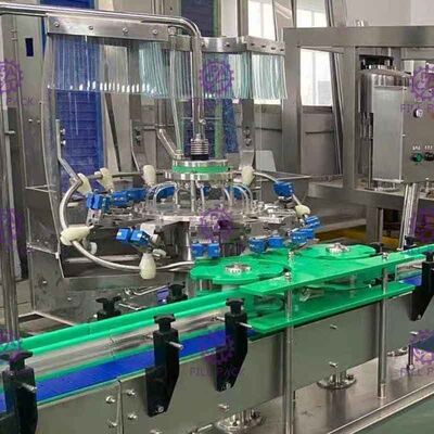 Mineral de 2000BPH Monoblock que aclara el tipo linear de relleno de la máquina que capsula