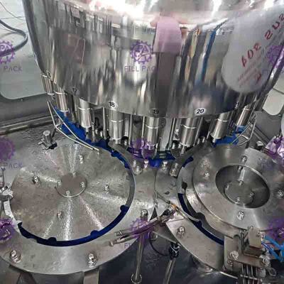 Embotelladora automática del agua potable, máquina de rellenar de alta velocidad