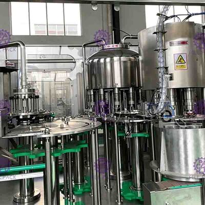 12 - 12 - 5 máquinas de rellenar líquidas de Monoblock 5L con la lubricación de la correa funcionan