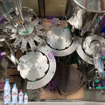 3 automáticos en cabezas de 1 del agua embotellada de la máquina de rellenar del PLC pantalla táctil 12