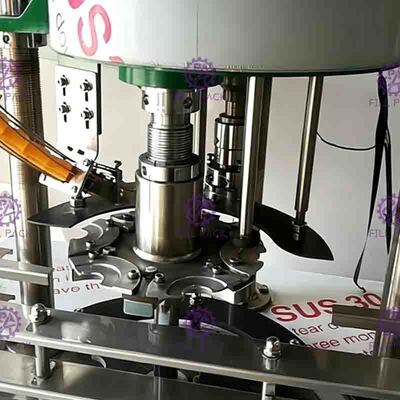 0-2L ACARICIAN la cadena de producción plástica de Juice Beverage Hot Filling Machine de la fruta de la botella completamente automática