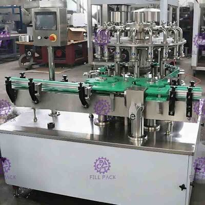 0-2L ACARICIAN la cadena de producción plástica de Juice Beverage Hot Filling Machine de la fruta de la botella completamente automática