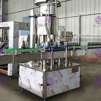 Fruta Juice Beverage Hot Filling Machine de 1500BPH 0-2L para el tirón Ring Cap de la botella de cristal