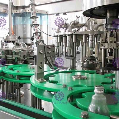 El contacto SUS316 parte a Juice Filling Machine conveniente para diverso cambio de la botella del tamaño