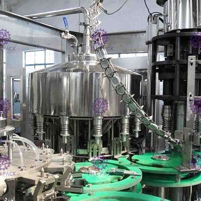 por completo máquina de rellenar del gas 4.2Kw de la bebida no- automática del jugo para la botella de cristal