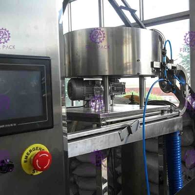 Máquina de rellenar líquida de Monoblock, 5 en 1 llenador plástico del jugo de la pulpa de la botella