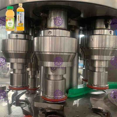 El plástico de la máquina de rellenar del jugo de la pulpa de la alta capacidad embotella control del PLC