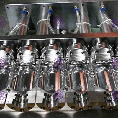 Cavidades plásticas de la máquina 8000BPH 6 del moldeo por insuflación de aire comprimido de la botella del ANIMAL DOMÉSTICO automáticas para beber