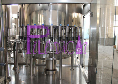 La máquina de rellenar cubierta superior 15000BPH 32 del agua de botella del ANIMAL DOMÉSTICO de Hygeian dirige la operación del PLC
