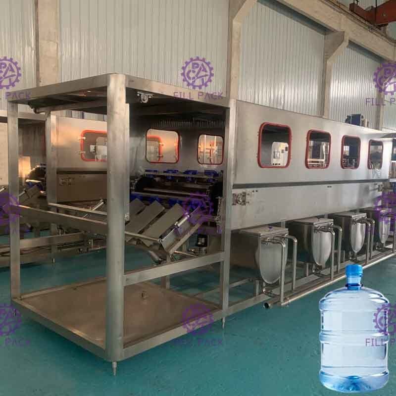 3 automáticos en 1 línea de relleno del agua con la máquina del lacre de la botella del galón 600 barriles/h