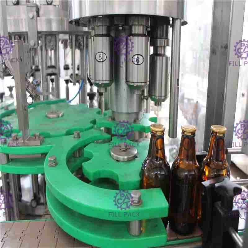Botella de vidrio 3 en 1 máquina de relleno de la cerveza y que capsula que se lava para el tirón Ring Cap