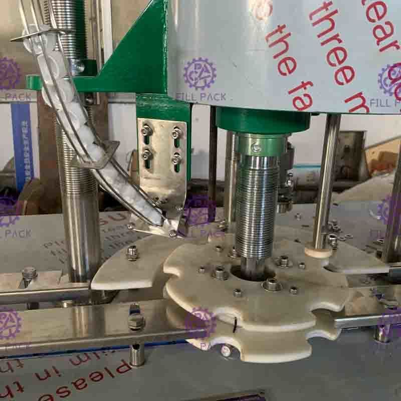 Plástico/máquina del lacre de la botella del tapón de tuerca del ANIMAL DOMÉSTICO con acero inoxidable y velocidad