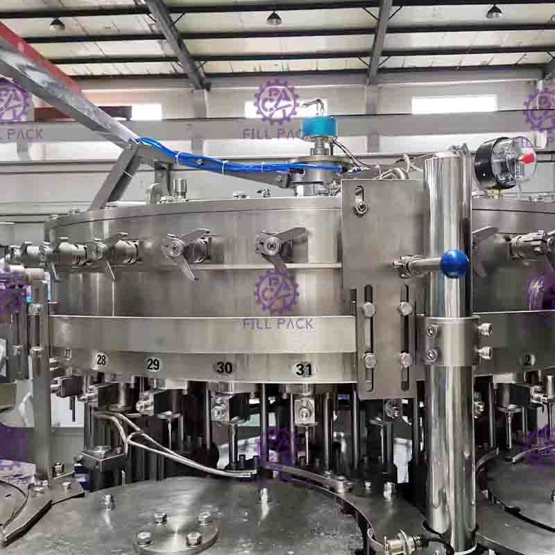 Vidrio plástico 3 de la bebida del ANIMAL DOMÉSTICO carbónico de la bebida en 1 máquina/equipo/planta/sistema monobloques de la producción de la botella