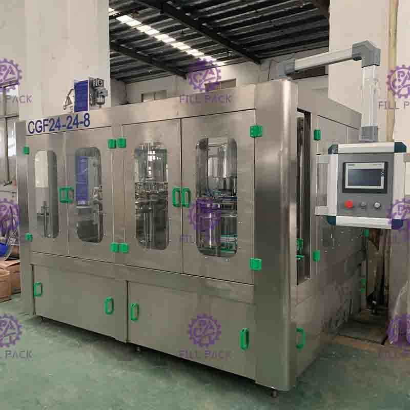 agua potable 3 del ANIMAL DOMÉSTICO 500ml/1L/2L en 1 equipo/planta/máquina/sistema/línea de relleno de Monoblock